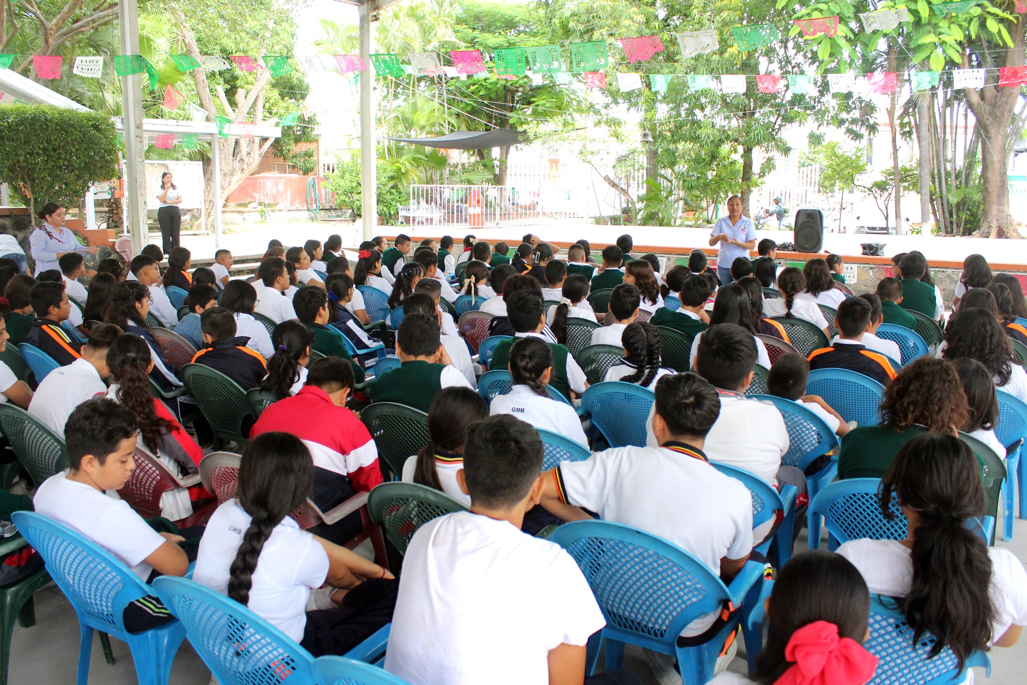 TALLER DE PREVENCIÓN DE ACOSO ESCOLAR A ALUMNOS DE EDUCACIÓN BÁSICA EN TLALTIZAPÁN